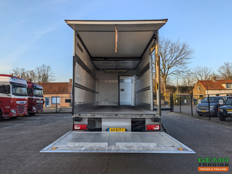 Refrigerator truck DAF CF 290 FAN 6x2/4 DagCab Euro6 - Koel-VriesBak 7.9m + Carrier Supra 1150MT + Laadklep 2000kg: picture 9