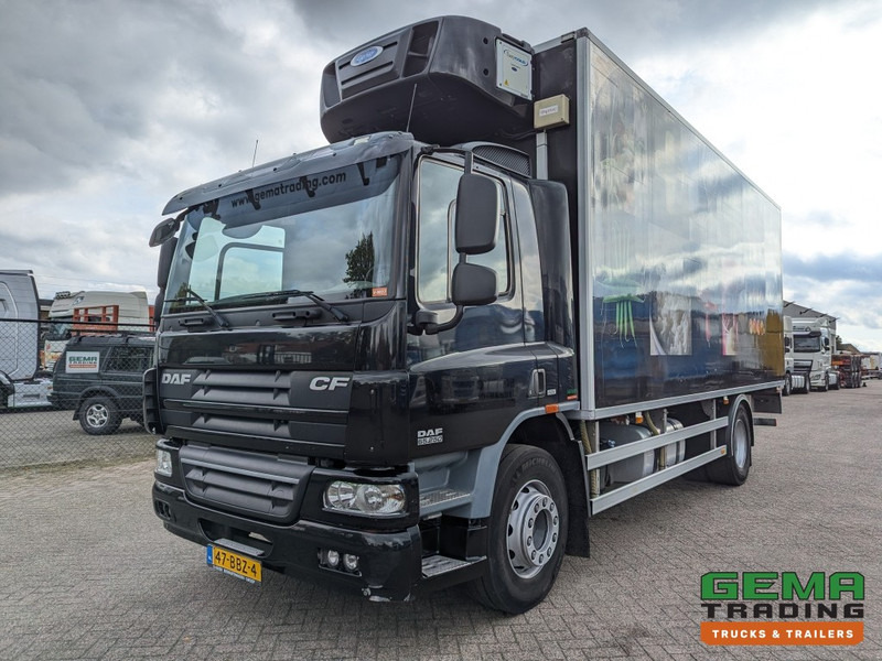 DAF FA CF65.250 4x2 Daycab Euro5 KoelVriesBak 6.7M + Carrier Supra750Mt + Laadklep2000kg - 07/2025 APK (V827) - Refrigerator truck: picture 1 DAF FA CF65.250 4x2 Daycab Euro5 KoelVriesBak 6.7M + Carrier Supra750Mt + Laadklep2000kg - 07/2025 APK (V827) - Refrigerator truck: picture 1