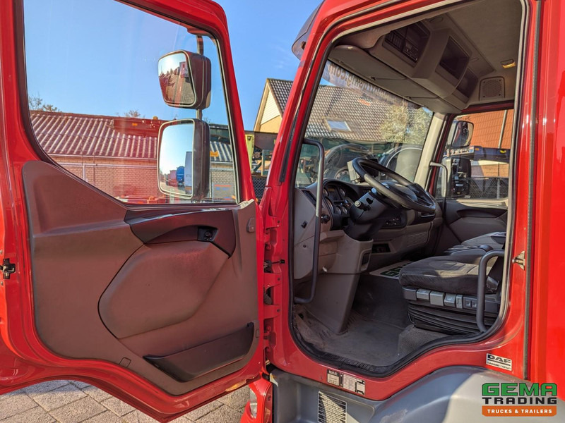 Box truck DAF FA LF45.210 4x2 Dagcab Euro5 EEV - GeslotenBak 6.6M - Zijdeuren - Weegsysteem - Laadklep 1500KG: picture 12 Box truck DAF FA LF45.210 4x2 Dagcab Euro5 EEV - GeslotenBak 6.6M - Zijdeuren - Weegsysteem - Laadklep 1500KG: picture 12