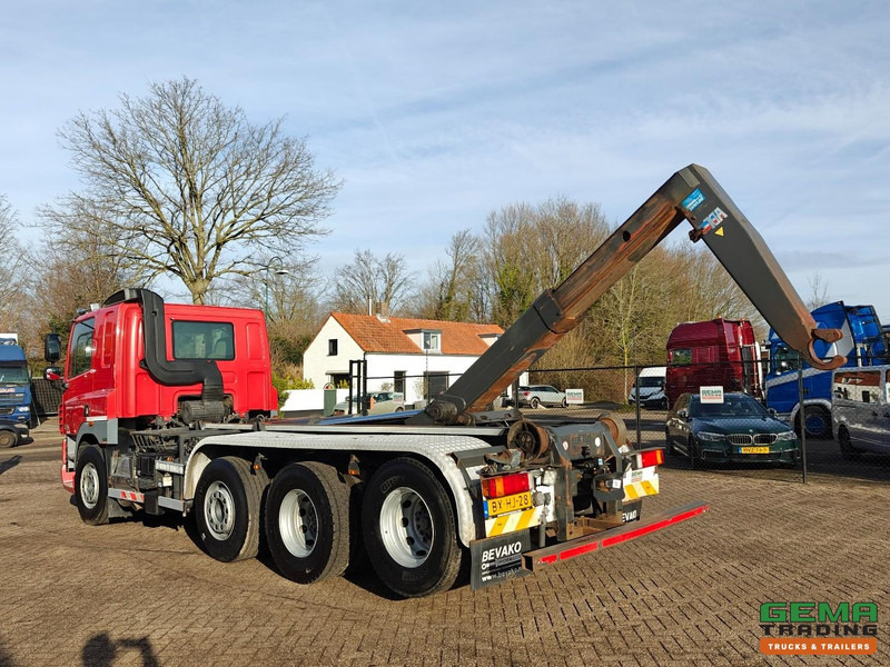 DAF FAK CF85.410 8x2/4 Slaapcab Euro5 - HaakarmSysteem VDL S25-5900 25T - Lift/NaloopAs - SmartTacho - Hook lift truck: picture 3 DAF FAK CF85.410 8x2/4 Slaapcab Euro5 - HaakarmSysteem VDL S25-5900 25T - Lift/NaloopAs - SmartTacho - Hook lift truck: picture 3