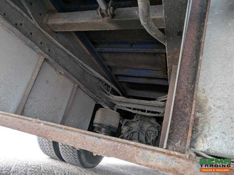 Leasing of DAF XF95.430 4x2 Spacecab Euro2 - Retarder - Geslotenbak 7.7m - Handgeschakeld - Vangmuil DAF XF95.430 4x2 Spacecab Euro2 - Retarder - Geslotenbak 7.7m - Handgeschakeld - Vangmuil: picture 20