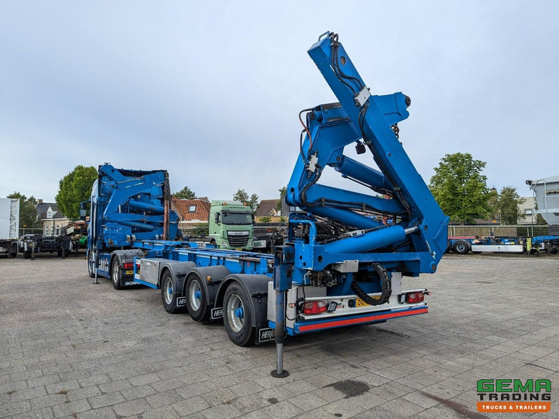 HAMMAR 151 HC 3-Assen - SideLoader36T - ContainerStacking - Gooseneck - Extended Boom - Afstandbediening - Container transporter/ Swap body semi-trailer: picture 4 HAMMAR 151 HC 3-Assen - SideLoader36T - ContainerStacking - Gooseneck - Extended Boom - Afstandbediening - Container transporter/ Swap body semi-trailer: picture 4