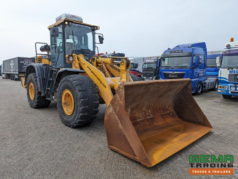 Hyundai HL760-9A Wheelloader - BM-Air overdruk unit - Cummins QSB6.7 - Engine prefilters (M33) - Wheel loader: picture 3 Hyundai HL760-9A Wheelloader - BM-Air overdruk unit - Cummins QSB6.7 - Engine prefilters (M33) - Wheel loader: picture 3