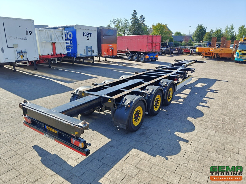 Kögel PORT 40 SIMPLEX 20 3-Assen SAF - Schijfremmen - 20/30/40FT Aansluiting - Achterschuiver - Container transporter/ Swap body semi-trailer: picture 2 Kögel PORT 40 SIMPLEX 20 3-Assen SAF - Schijfremmen - 20/30/40FT Aansluiting - Achterschuiver - Container transporter/ Swap body semi-trailer: picture 2