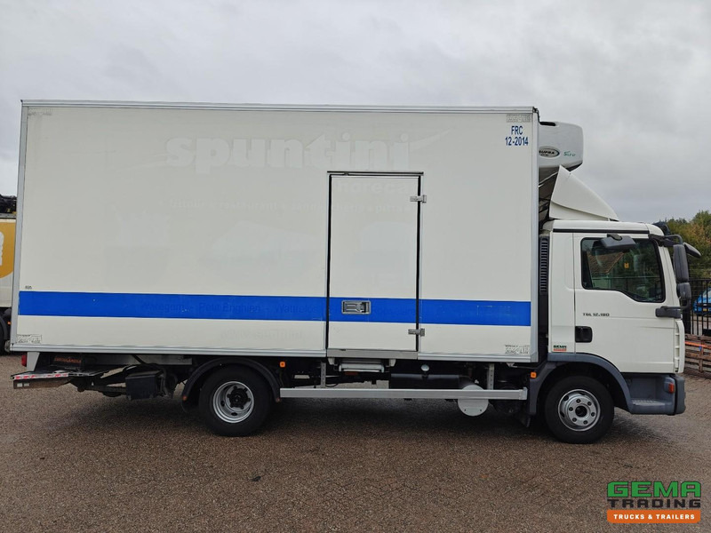 Refrigerator truck MAN TGL 12.180 4x2 Dagcabine Euro4 - Koel-Vriesbak 5.5m - Carrier Supra 850Mt - Laadklep 1500KG - 02/2026 APK: picture 19 Refrigerator truck MAN TGL 12.180 4x2 Dagcabine Euro4 - Koel-Vriesbak 5.5m - Carrier Supra 850Mt - Laadklep 1500KG - 02/2026 APK: picture 19