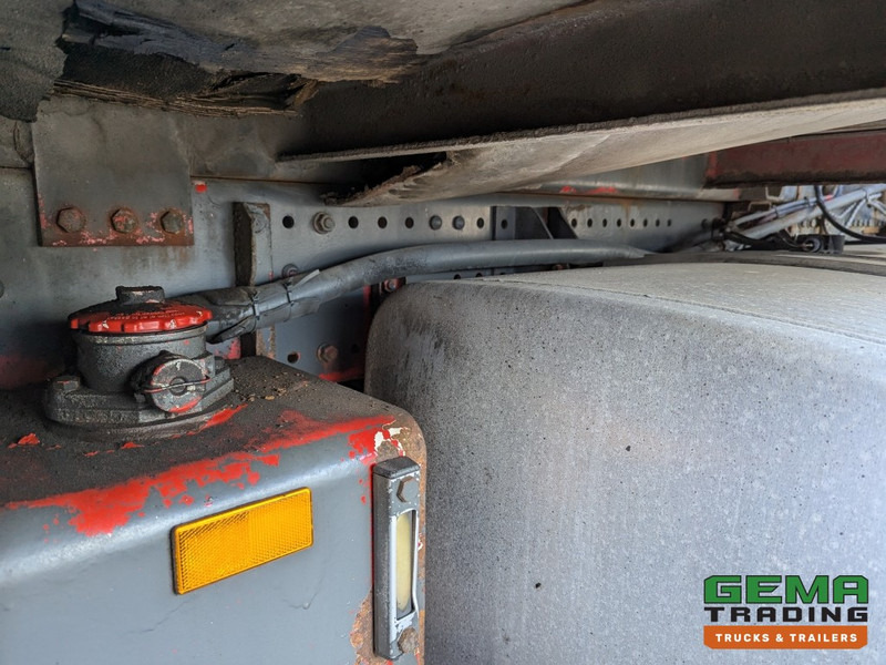 Leasing of Mercedes-Benz Actros 1831 Sleepcab Euro2 MKG HLK80 3360KG - Air Suspension - Loading Ramp  (V796) Mercedes-Benz Actros 1831 Sleepcab Euro2 MKG HLK80 3360KG - Air Suspension - Loading Ramp  (V796): picture 17