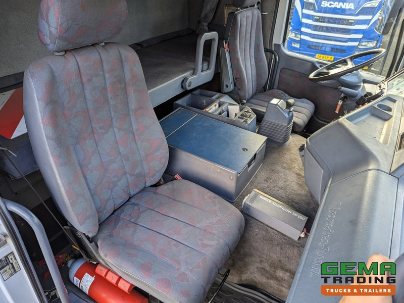 Leasing of Mercedes-Benz Actros 1831 Sleepcab Euro2 MKG HLK80 3360KG - Air Suspension - Loading Ramp  (V796) Mercedes-Benz Actros 1831 Sleepcab Euro2 MKG HLK80 3360KG - Air Suspension - Loading Ramp  (V796): picture 8