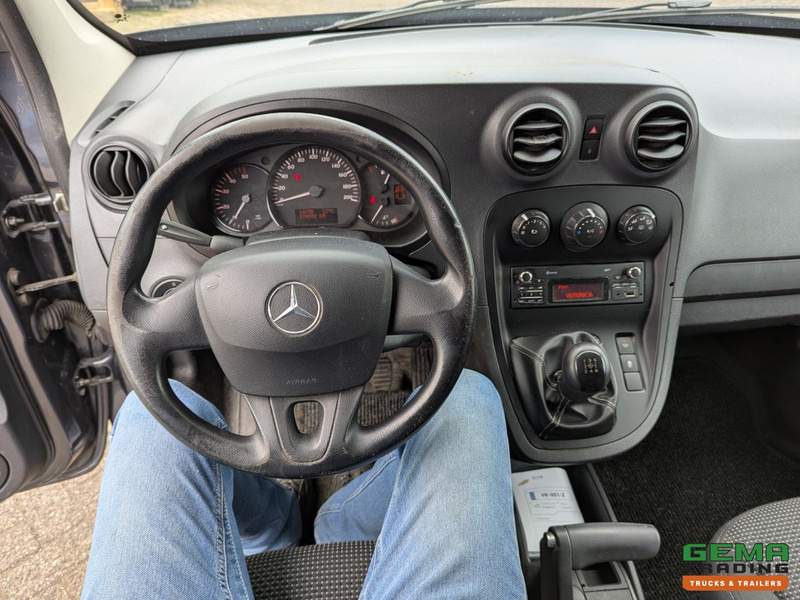 Interior photo 1: Small van Mercedes-Benz Citan  108 CDI BlueEFFICIENCY - Airco - Dakrails - Trekhaak - 04/2026APK