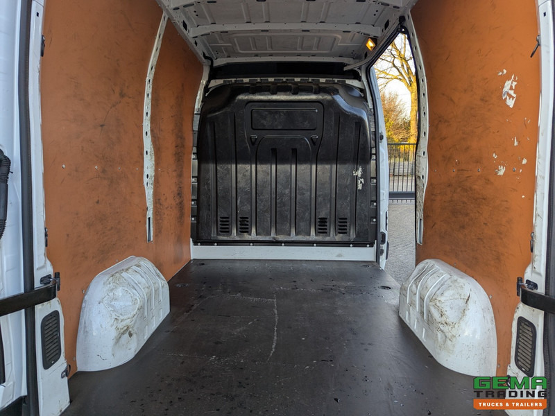 Small van Renault Master  Euro6 - Bestelbus L1H2 - Handgeschakeld - Airco - Navigatie - Cruise Control: picture 10