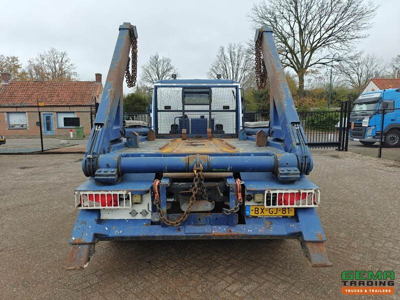 Scania P360 4x2 Dagcab Euro5 - Vollucht - HyvaLift PortaalarmSysteem 14T - Rockinger Vangmuil - 05/2026 APK - Skip loader truck: picture 5 Scania P360 4x2 Dagcab Euro5 - Vollucht - HyvaLift PortaalarmSysteem 14T - Rockinger Vangmuil - 05/2026 APK - Skip loader truck: picture 5