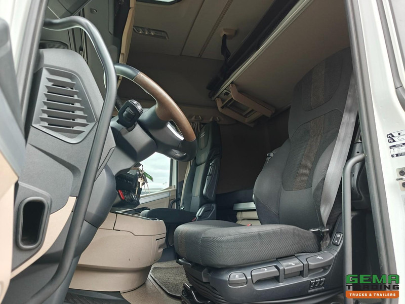 DAF XG+ 480 FT 4x2 Euro6E - MEGA/Lowdeck - Retarder - Dubbele tanks - MirrorCam - 320.000KM - Tractor unit: picture 5 DAF XG+ 480 FT 4x2 Euro6E - MEGA/Lowdeck - Retarder - Dubbele tanks - MirrorCam - 320.000KM - Tractor unit: picture 5