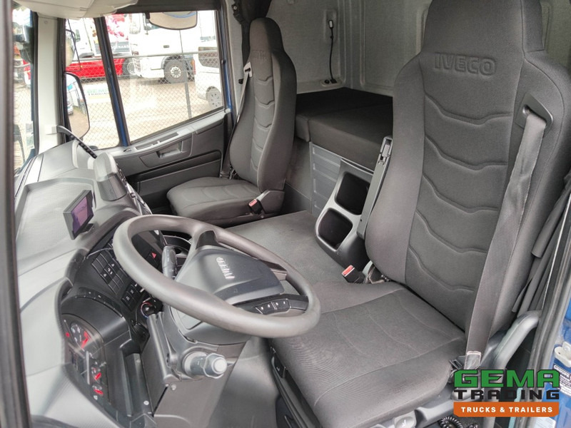 Iveco Stralis 420 Hi-Way 6x2 Euro6 Top! (T1288) - Tractor unit: picture 5 Iveco Stralis 420 Hi-Way 6x2 Euro6 Top! (T1288) - Tractor unit: picture 5