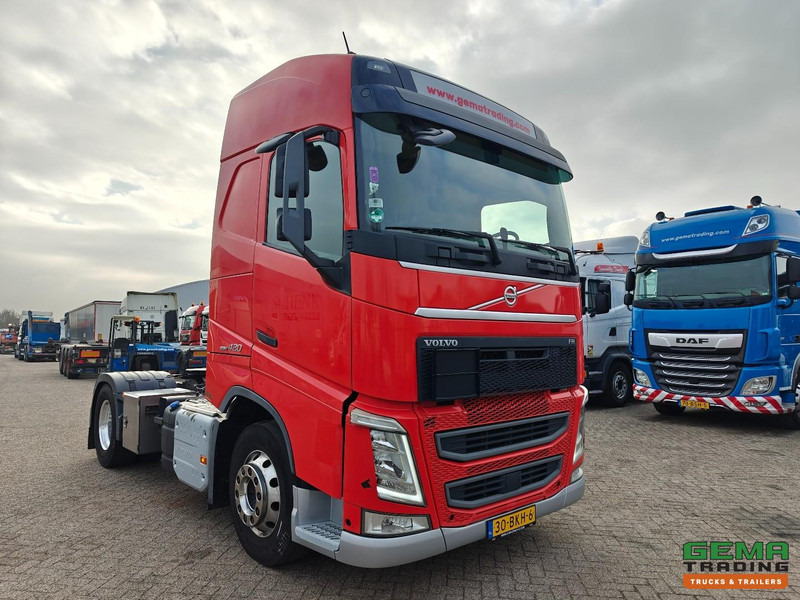 Volvo FH420 4x2 Globetrotter Euro6C - ADR - Standairco - Hydrauliek - Alcoa - SmartTacho V2 - 11/2026 APK - Tractor unit: picture 2 Volvo FH420 4x2 Globetrotter Euro6C - ADR - Standairco - Hydrauliek - Alcoa - SmartTacho V2 - 11/2026 APK - Tractor unit: picture 2
