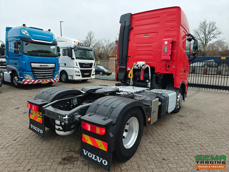 Volvo FH420 4x2 Globetrotter Euro6C - ADR - Standairco - Hydrauliek - Alcoa - SmartTacho V2 - Tractor unit: picture 3 Volvo FH420 4x2 Globetrotter Euro6C - ADR - Standairco - Hydrauliek - Alcoa - SmartTacho V2 - Tractor unit: picture 3