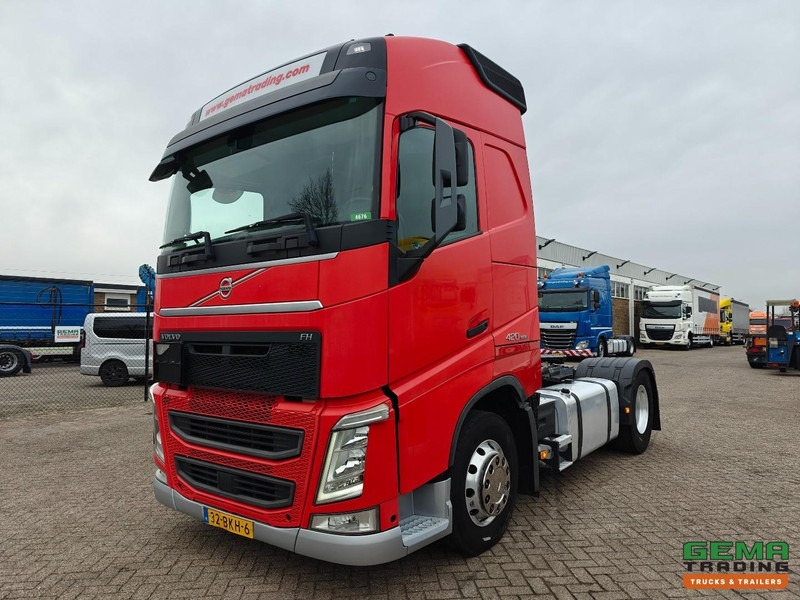Volvo FH420 4x2 Globetrotter Euro6C - ADR - Standairco - Hydrauliek - Alcoa - SmartTacho V2 - Tractor unit: picture 1 Volvo FH420 4x2 Globetrotter Euro6C - ADR - Standairco - Hydrauliek - Alcoa - SmartTacho V2 - Tractor unit: picture 1