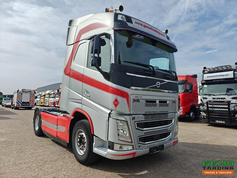 Volvo FH460 4x2 Globetrotter Euro6 - JB - KiepHydrauliek - Dubbele Tanks - 12/2025 APK - Tractor unit: picture 2 Volvo FH460 4x2 Globetrotter Euro6 - JB - KiepHydrauliek - Dubbele Tanks - 12/2025 APK - Tractor unit: picture 2