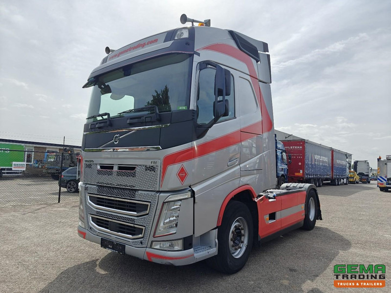 Volvo FH460 4x2 Globetrotter Euro6 - JB - KiepHydrauliek - Dubbele Tanks - 12/2025 APK - Tractor unit: picture 1 Volvo FH460 4x2 Globetrotter Euro6 - JB - KiepHydrauliek - Dubbele Tanks - 12/2025 APK - Tractor unit: picture 1