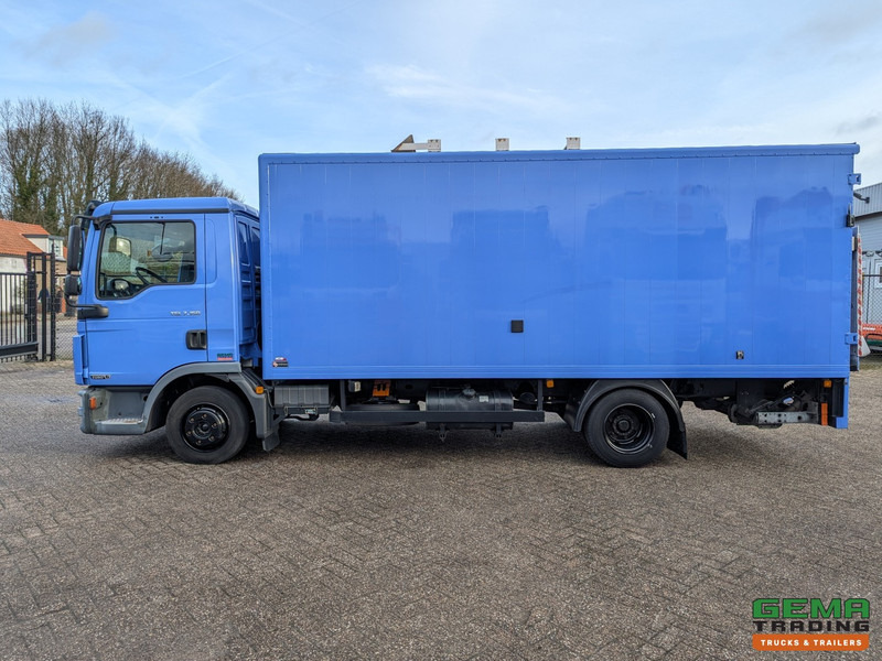 Truck MAN TGL 7.150 4x2 Dagcabine Euro6 - Camper/Kart/Motor/ Mobiele Werkplaats - Laadklep 750KG - Zonnepaneel: picture 17