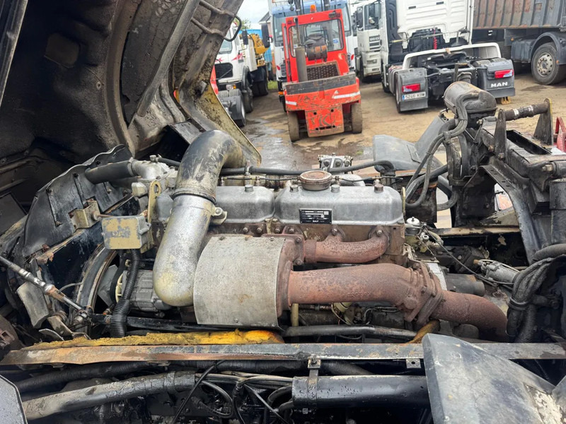 Dropside/ Flatbed truck DAF 2300 4X2 Platform + Crane Spring/Spring German truck: picture 14