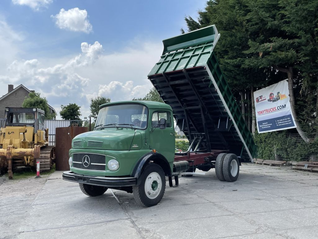 Mercedes-Benz 911 4X2 Tipper Manual Gear Spring/Spring *Top co Mercedes-Benz 911 4X2 Tipper Manual Gear Spring/Spring *Top co - Tipper: picture 2 Mercedes-Benz 911 4X2 Tipper Manual Gear Spring/Spring *Top co Mercedes-Benz 911 4X2 Tipper Manual Gear Spring/Spring *Top co - Tipper: picture 2