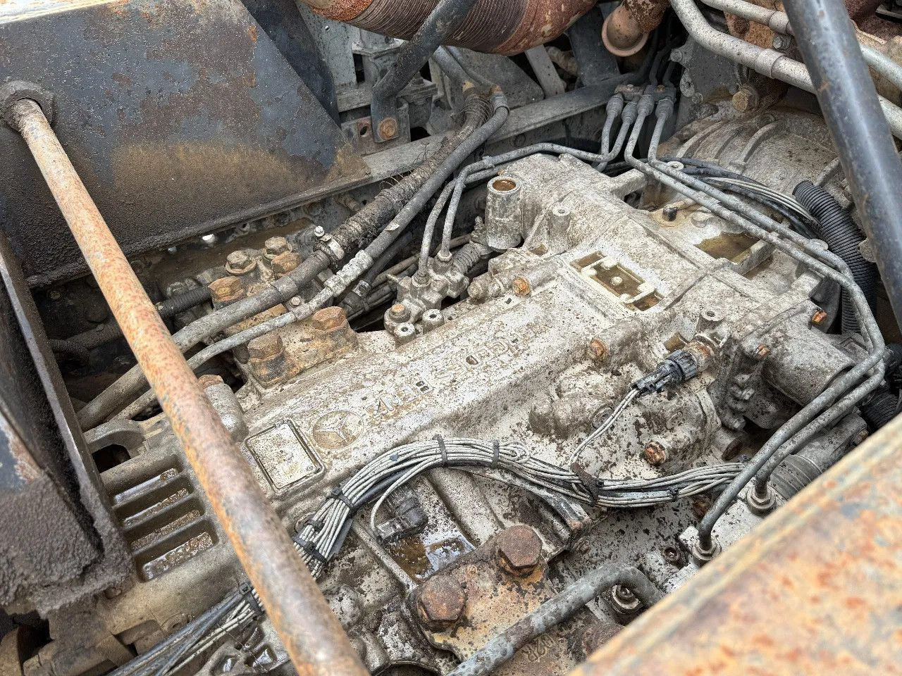 Tipper Mercedes-Benz Actros 4140 V6 8X4 Tipper Spring/Spring Manual G: picture 9