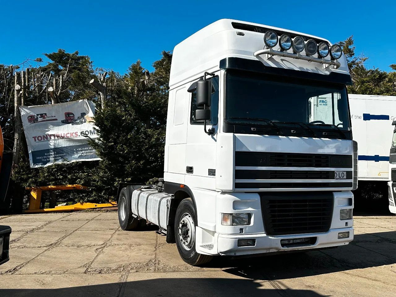 DAF XF 95.480 4X2 Tractor-unit Spring/Air ZF Manual - Tractor unit: picture 1 DAF XF 95.480 4X2 Tractor-unit Spring/Air ZF Manual - Tractor unit: picture 1