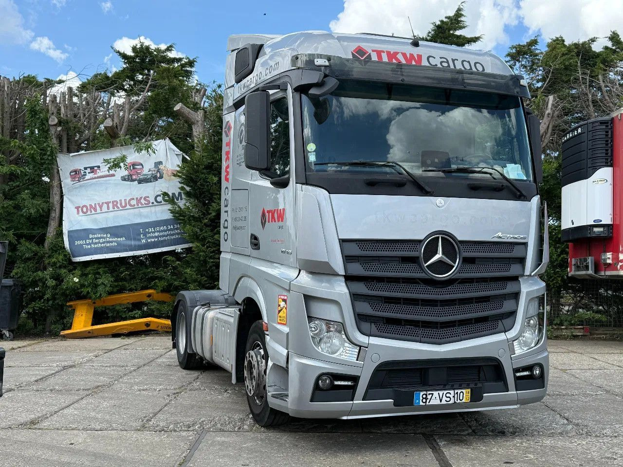 Mercedes-Benz Actros 1845 4X2 Tractor-unit Spring/Air PROD2019 - Tractor unit: picture 1 Mercedes-Benz Actros 1845 4X2 Tractor-unit Spring/Air PROD2019 - Tractor unit: picture 1