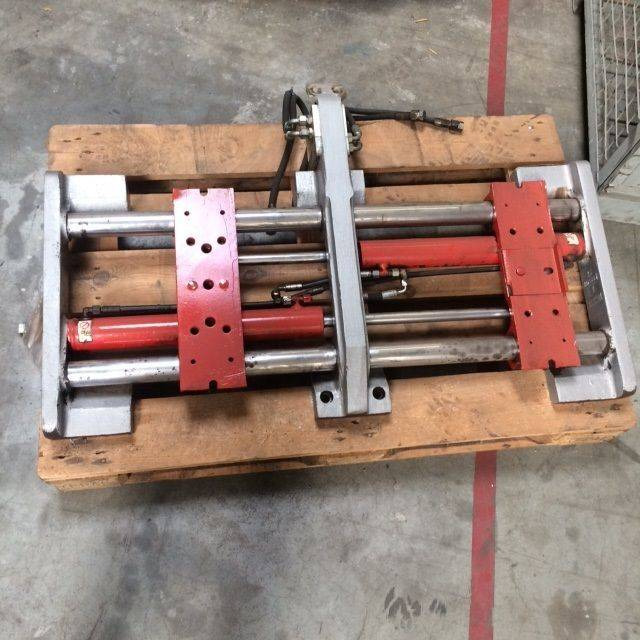 Dürwen Fork positioner with Shaft guidance sideshift - Attachment: picture 1 Dürwen Fork positioner with Shaft guidance sideshift - Attachment: picture 1