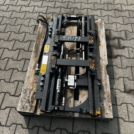 KAUP 2T160B Forkpositioner without sideshift - Attachment for Material handling equipment: picture 1 KAUP 2T160B Forkpositioner without sideshift - Attachment for Material handling equipment: picture 1