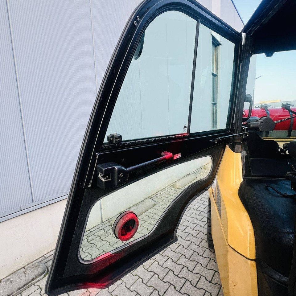 Caterpillar GP55N - LPG forklift: picture 5 Caterpillar GP55N - LPG forklift: picture 5