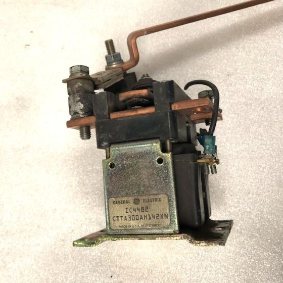 Contactor for Hyster E3.000XL - Relay for Material handling equipment: picture 2 Contactor for Hyster E3.000XL - Relay for Material handling equipment: picture 2