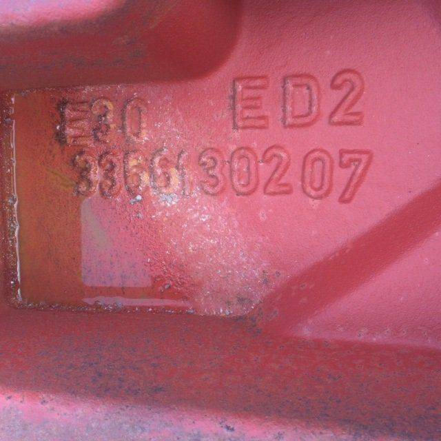 Counterweight for Linde E30-600S, Series 336-03 - Counterweight for Material handling equipment: picture 4 Counterweight for Linde E30-600S, Series 336-03 - Counterweight for Material handling equipment: picture 4