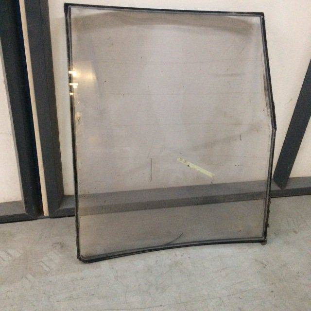 Halve Cold store Cabin with heated windows for Linde R14, Series 115 - Window and parts for Material handling equipment: picture 2 Halve Cold store Cabin with heated windows for Linde R14, Series 115 - Window and parts for Material handling equipment: picture 2