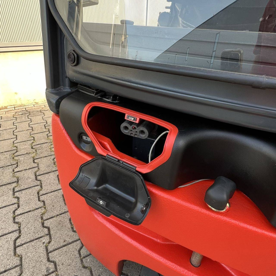 Linde E16 (386-02) EVO - Electric forklift: picture 4 Linde E16 (386-02) EVO - Electric forklift: picture 4