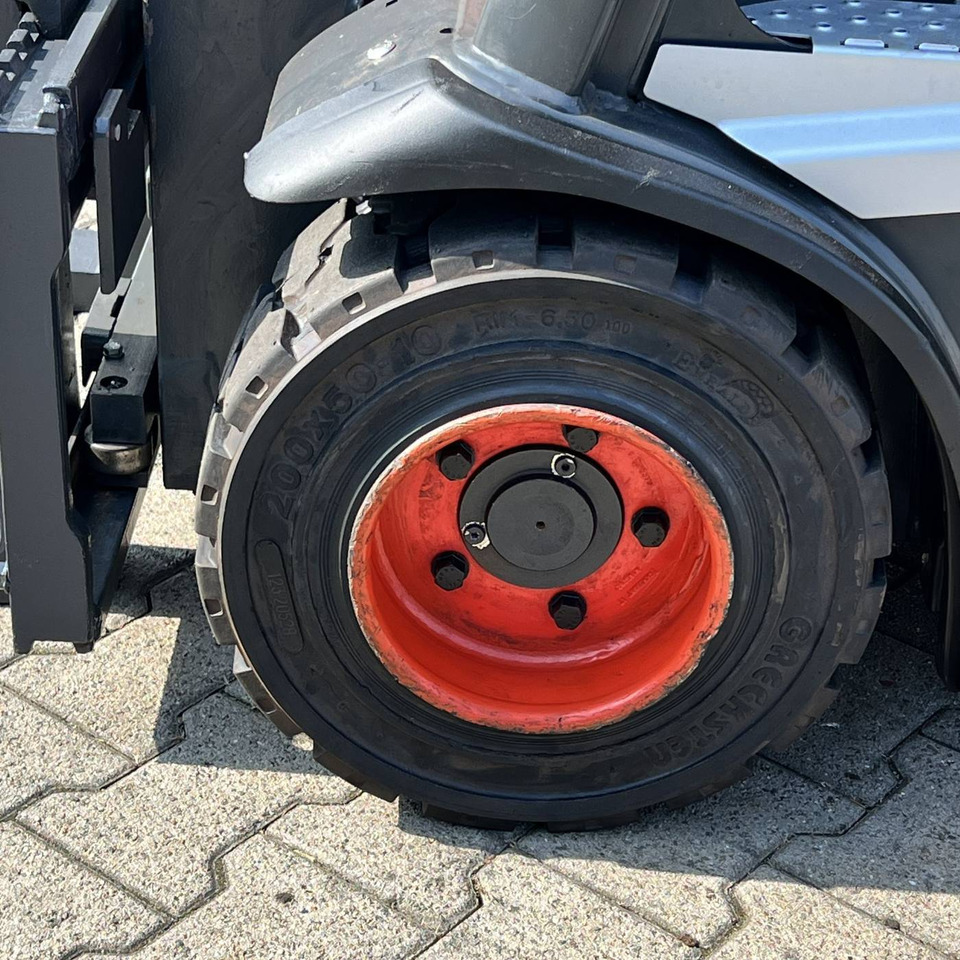 Electric forklift Linde E18PH (386-02) EVO: picture 19 Electric forklift Linde E18PH (386-02) EVO: picture 19