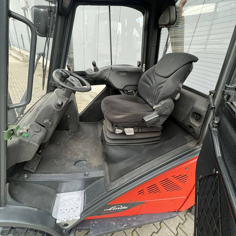 Linde H30D-02 (393) EVO - Diesel forklift: picture 4 Linde H30D-02 (393) EVO - Diesel forklift: picture 4
