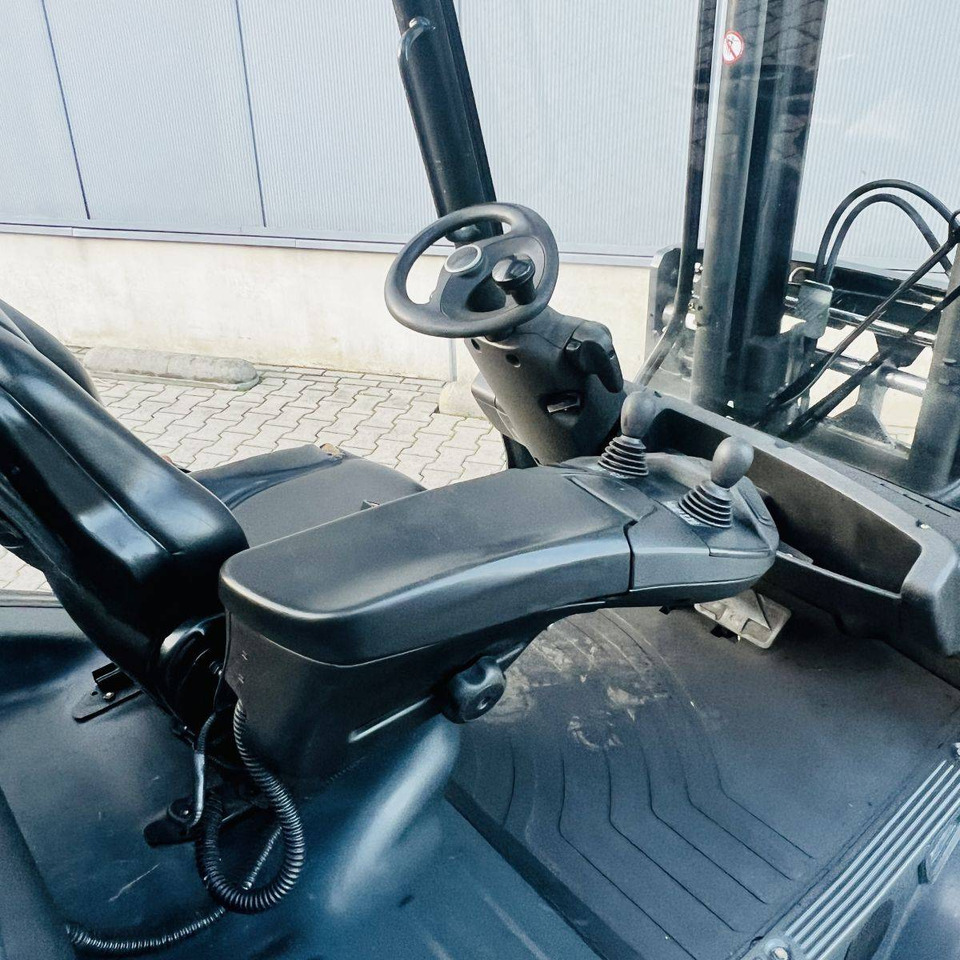 Linde H35T (393-02) EVO - LPG forklift: picture 3 Linde H35T (393-02) EVO - LPG forklift: picture 3