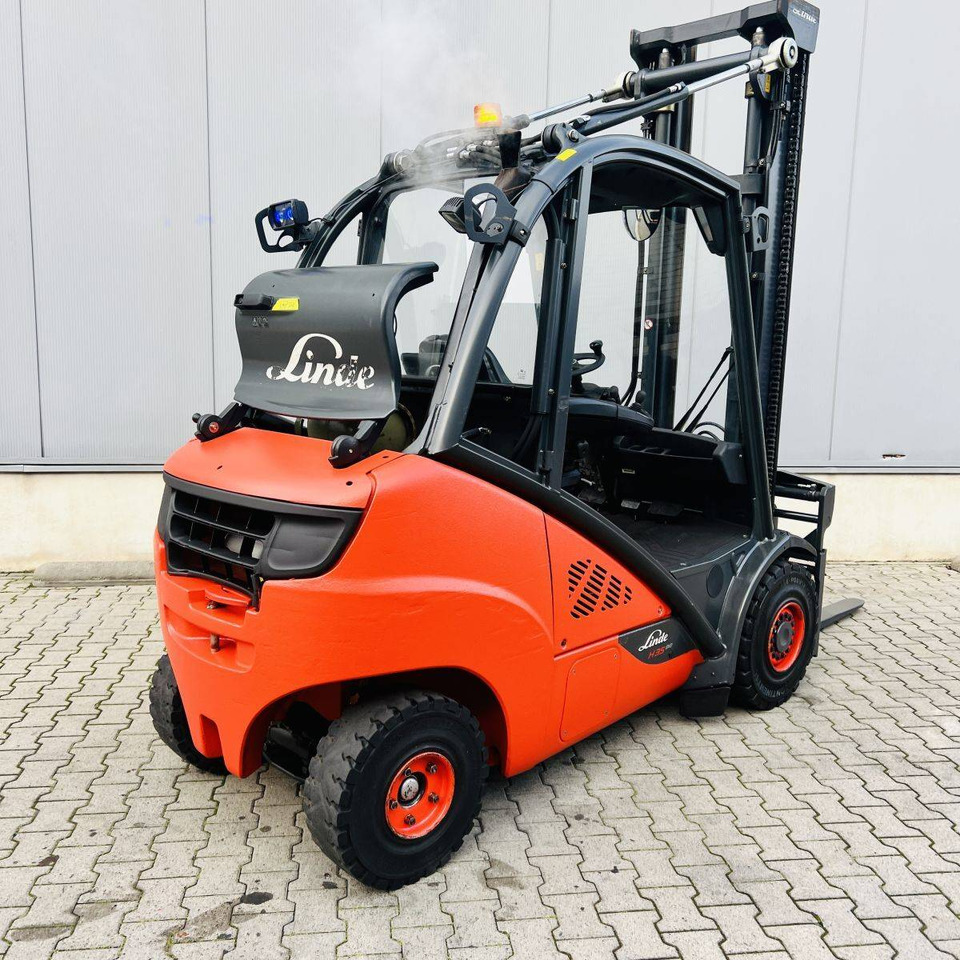 Linde H35T (393-02) EVO - LPG forklift: picture 2 Linde H35T (393-02) EVO - LPG forklift: picture 2