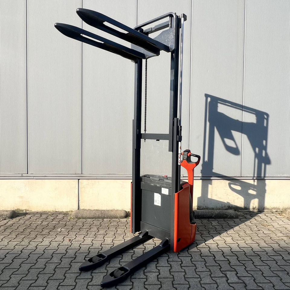Stacker Linde L10 (1172): picture 14