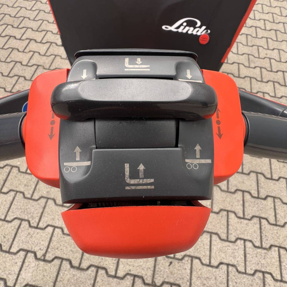 Linde L20i (1173) - Stacker: picture 5 Linde L20i (1173) - Stacker: picture 5