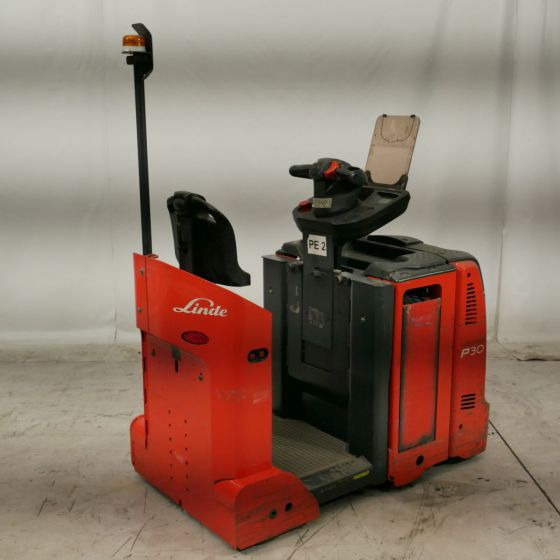 Linde P30C (1190) - Tow tractor: picture 2 Linde P30C (1190) - Tow tractor: picture 2