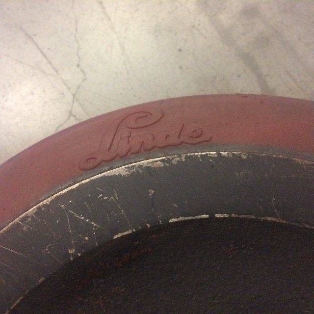 Load wheel for Linde R20/R20N/R20S Series 115-03 - Steering for Material handling equipment: picture 3 Load wheel for Linde R20/R20N/R20S Series 115-03 - Steering for Material handling equipment: picture 3