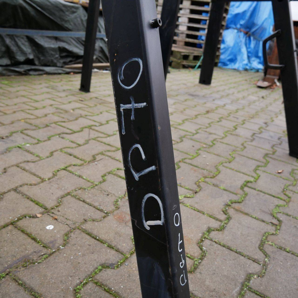 Overhead Guard for Caterpillar DP70 - Body and exterior for Material handling equipment: picture 3 Overhead Guard for Caterpillar DP70 - Body and exterior for Material handling equipment: picture 3