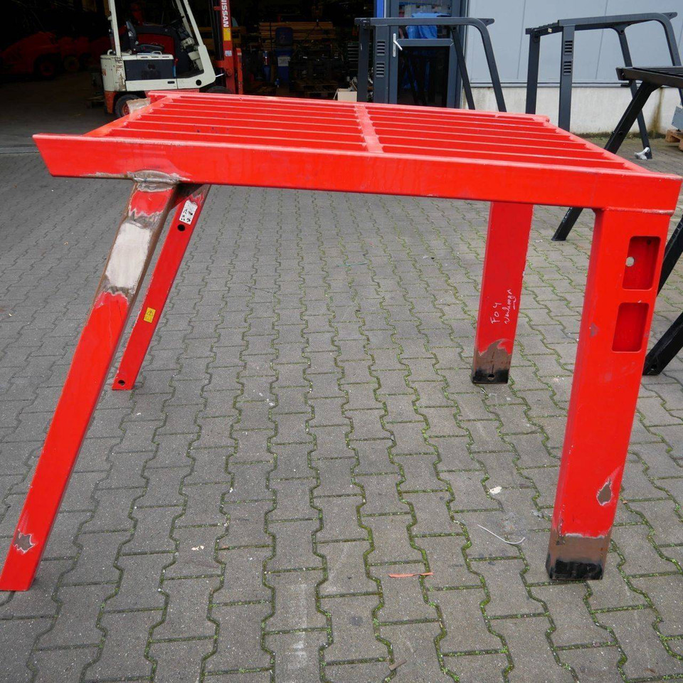 Overhead Guard for Nissan F04/ Cat./ Mitsubishi - Body and exterior for Material handling equipment: picture 1 Overhead Guard for Nissan F04/ Cat./ Mitsubishi - Body and exterior for Material handling equipment: picture 1