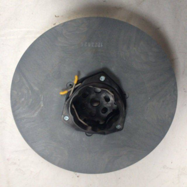 Tennant Scrub Brush - Broom for Cleaning machinery: picture 2 Tennant Scrub Brush - Broom for Cleaning machinery: picture 2