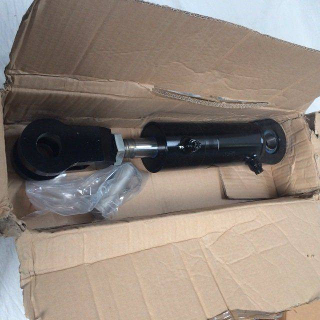 Tilt cylinder complete for Caterpillar - Hydraulic cylinder for Material handling equipment: picture 2 Tilt cylinder complete for Caterpillar - Hydraulic cylinder for Material handling equipment: picture 2