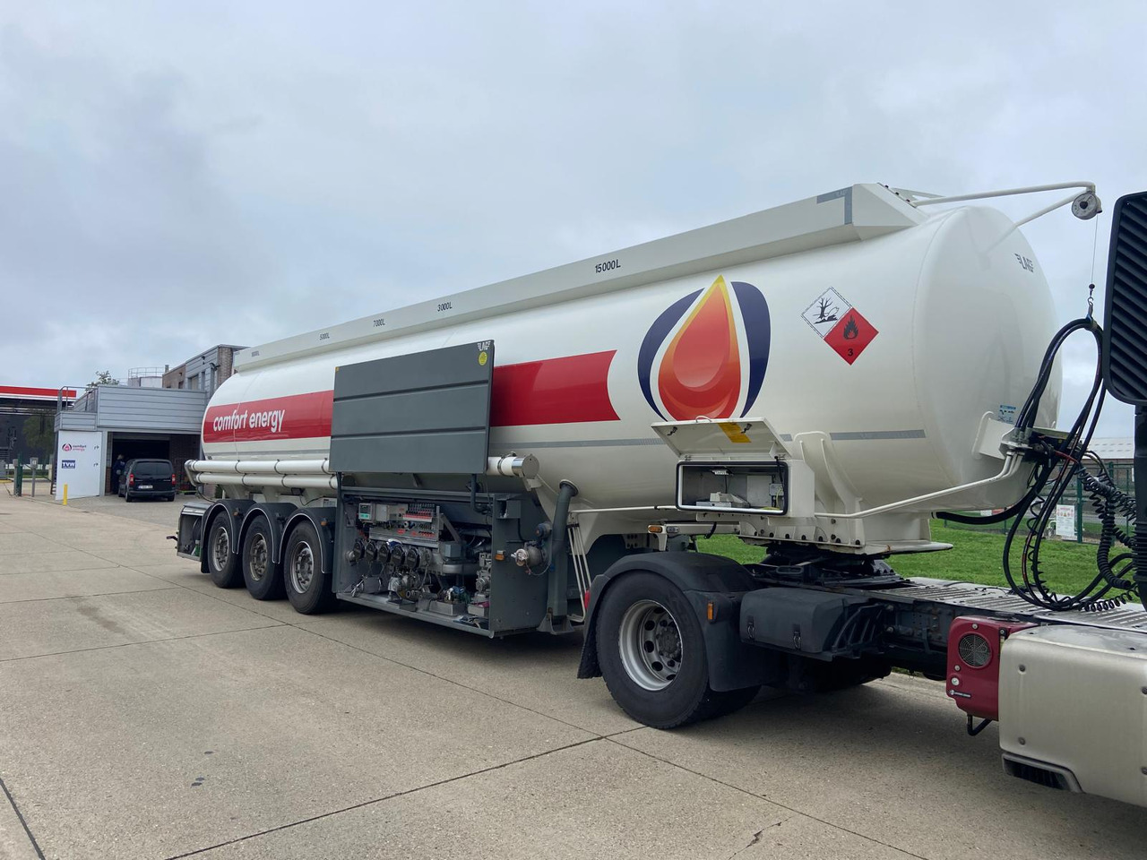 LAG - Tank semi-trailer: picture 1 LAG - Tank semi-trailer: picture 1