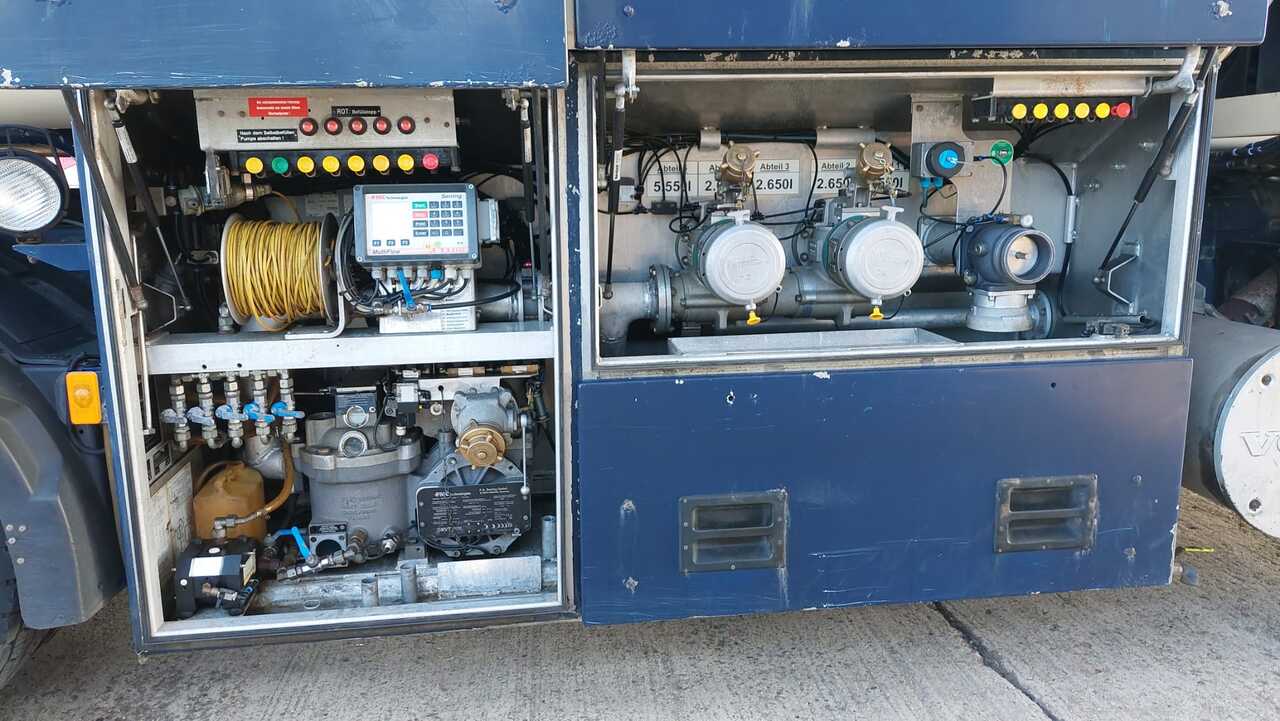 VOLVO FM - Tank truck: picture 2 VOLVO FM - Tank truck: picture 2