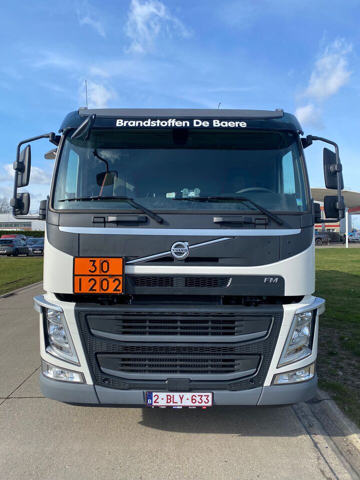 VOLVO FM430HP - Tank truck: picture 5 VOLVO FM430HP - Tank truck: picture 5