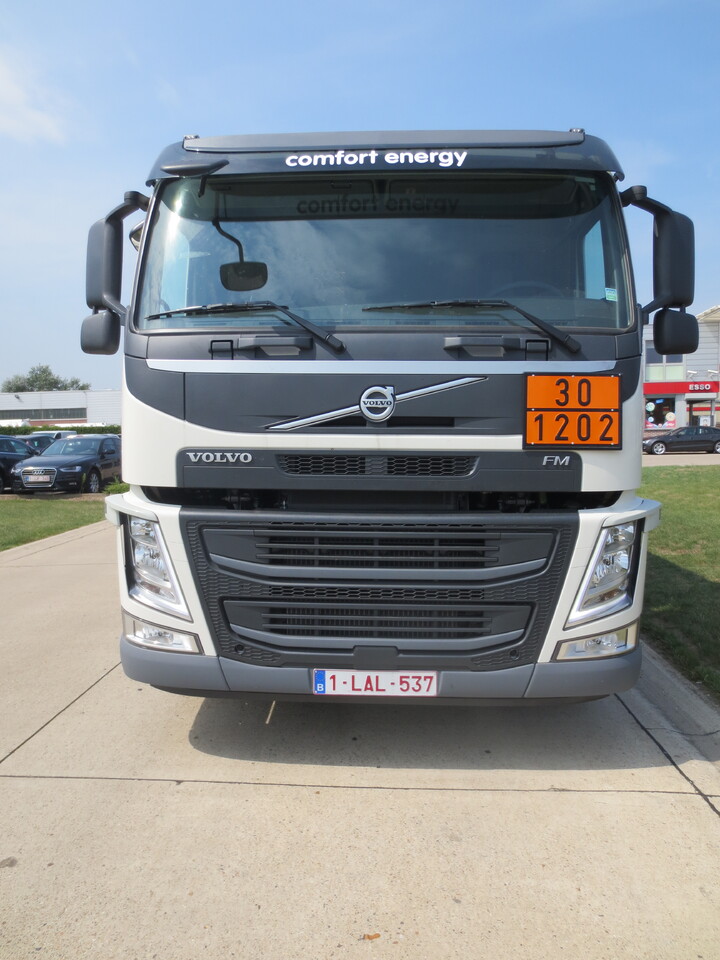 Volvo FM - Tank truck: picture 2 Volvo FM - Tank truck: picture 2